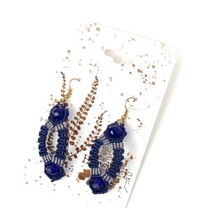 Μακραμέ σκουλαρίκια με μπλε χάντρες